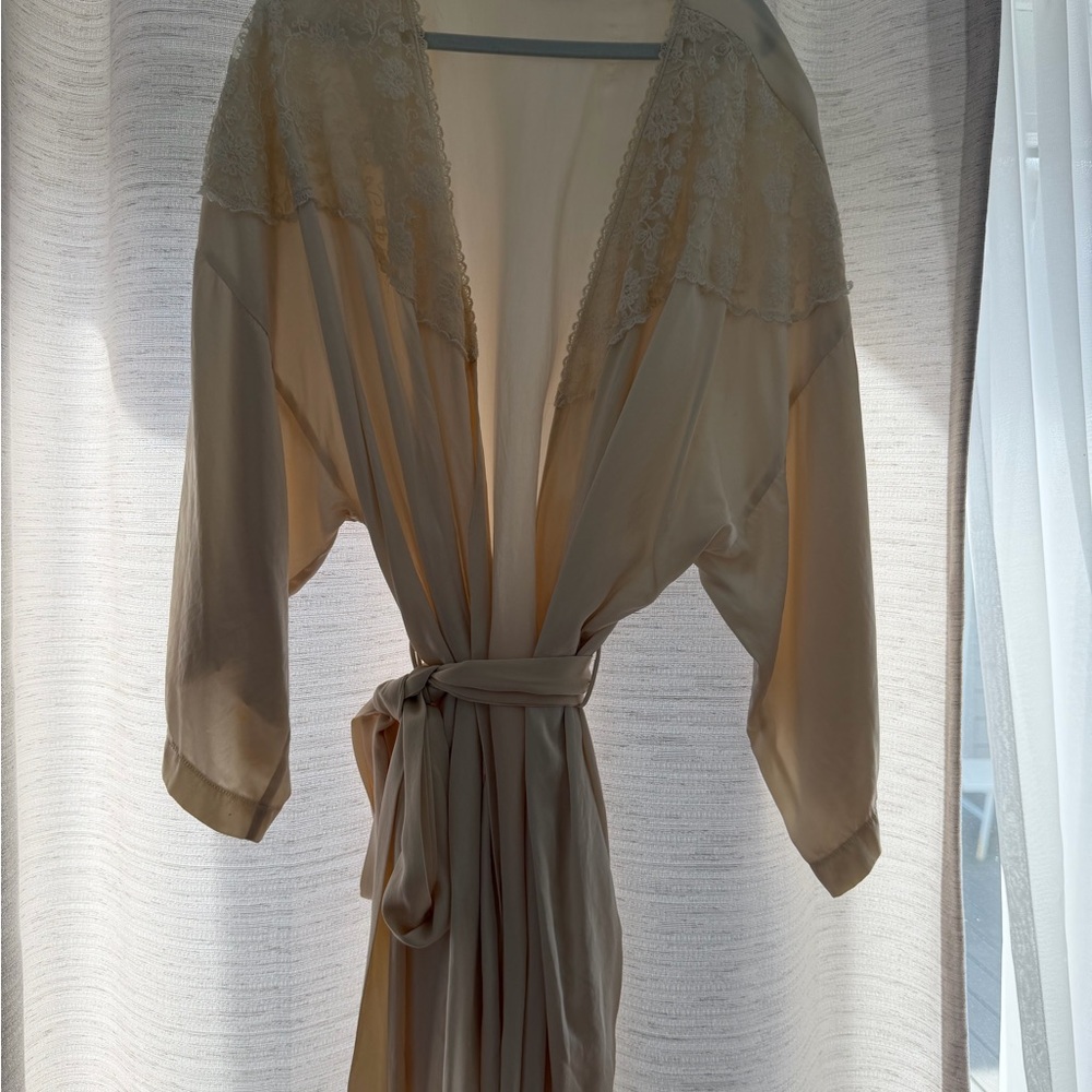 Valentino Cream Lace-Accented Robe